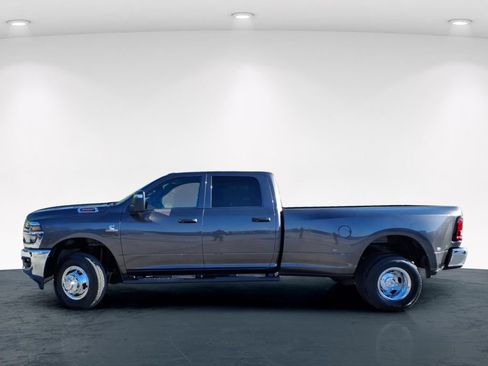 New 2026 RAM 3500 Tradesman AWD/4WD image 5