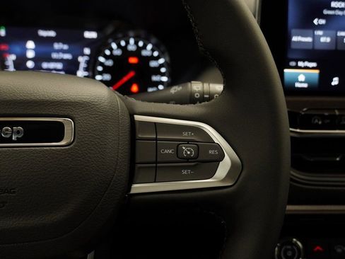 New 2026 Jeep Compass Latitude image 26