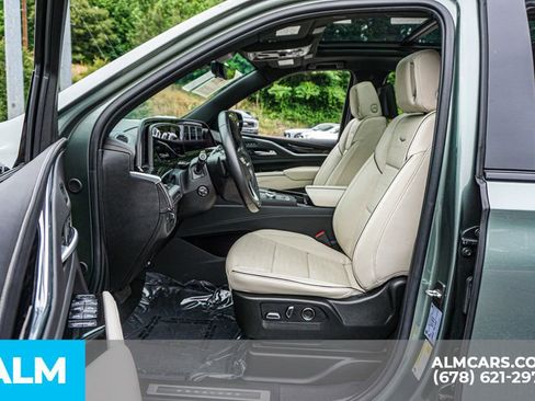 Used 2024 Cadillac Escalade Sport w/ LPO, ONYX Package AWD/4WD image 22