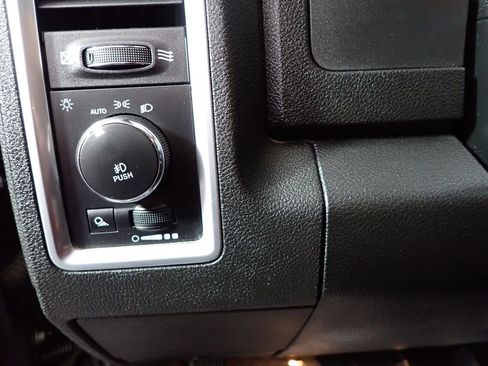 Used 2021 RAM 1500 Classic Warlock image 25