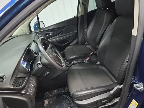 Used 2019 Buick Encore Preferred AWD/4WD image 32