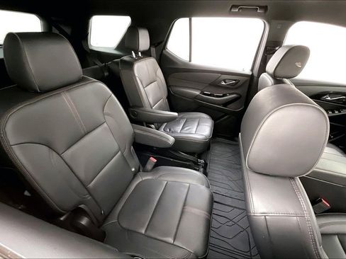 Used 2023 Chevrolet Traverse RS w/ LPO, Floor Liner Package image 33