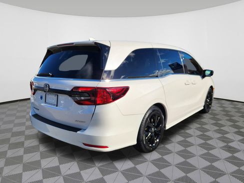 Certified 2023 Honda Odyssey Sport image 4