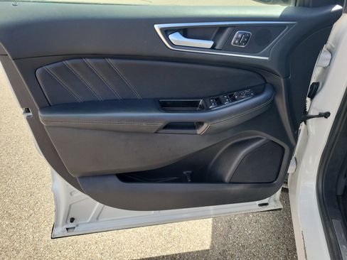 Used 2017 Ford Edge Sport w/ Equipment Group 401A AWD/4WD image 16