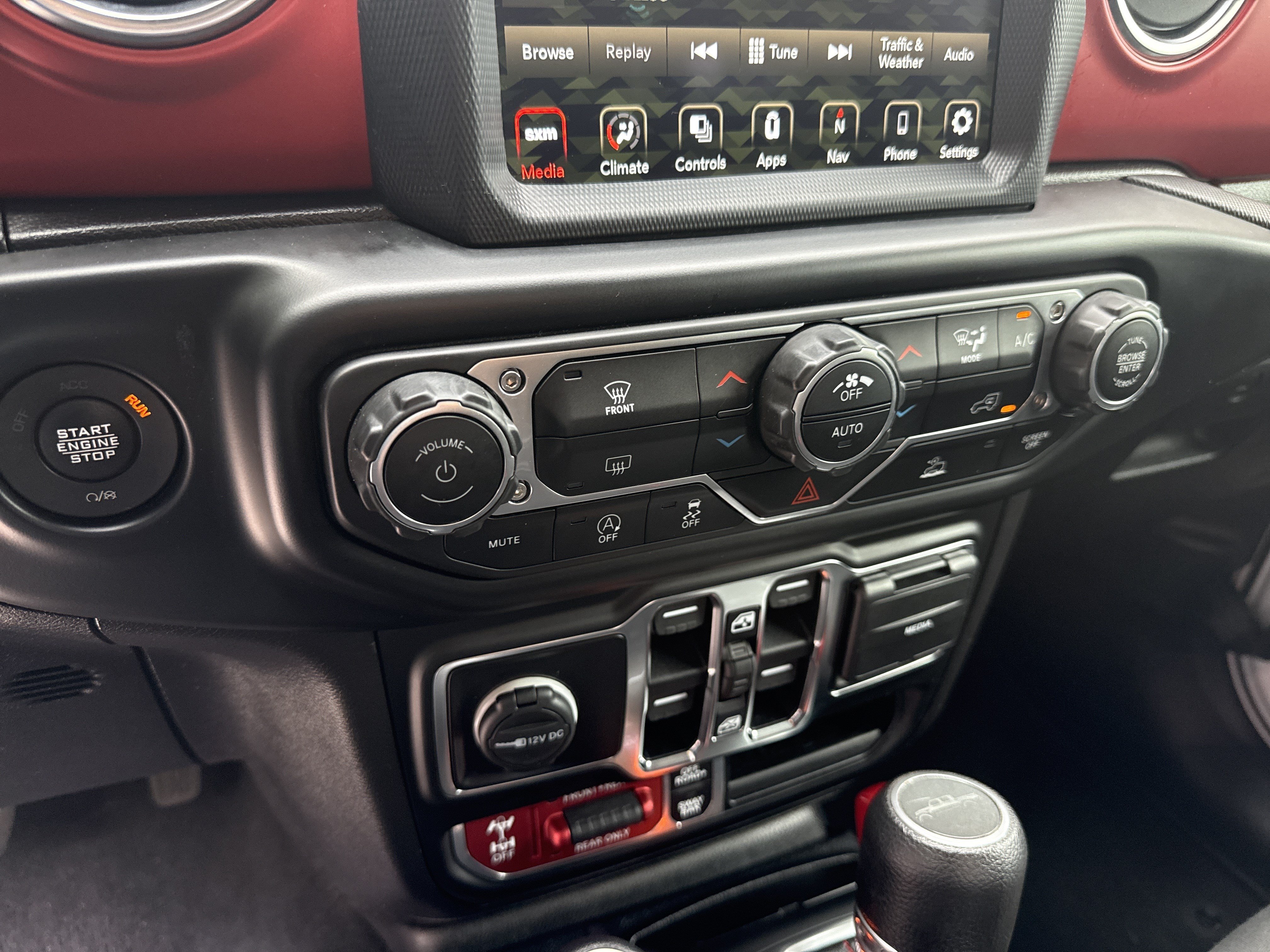 Used 2021 Jeep Gladiator Rubicon AWD/4WD image 27