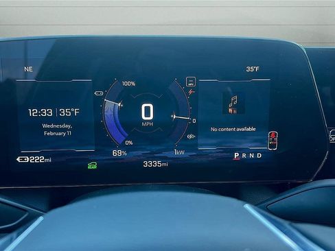 Used 2024 Chevrolet Equinox EV LT image 19