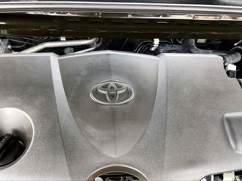 Used 2023 Toyota Camry LE FWD image 33