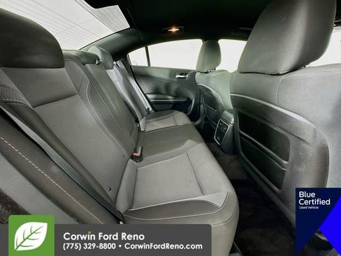 Used 2017 Dodge Charger R/T image 29
