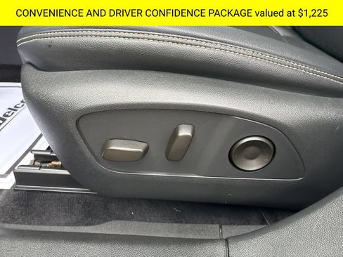 Certified 2024 Chevrolet Blazer EV LT AWD/4WD image 4