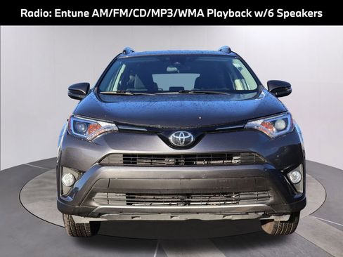 Used 2018 Toyota RAV4 XLE image 3