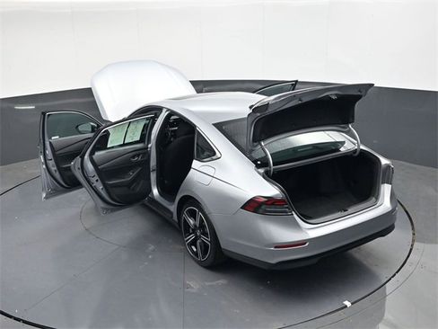 Used 2023 Honda Accord Sport image 37