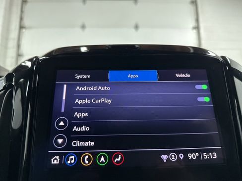 Used 2022 Chevrolet Traverse High Country image 32