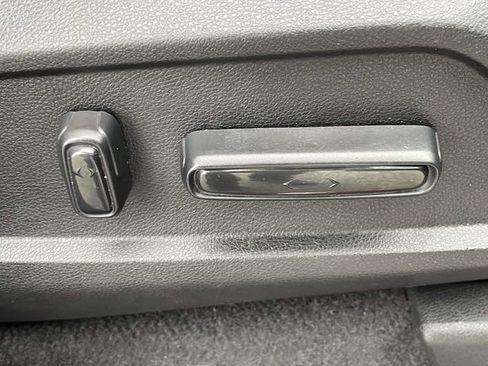 Used 2025 Honda Pilot Touring image 20