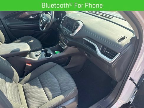 Used 2024 GMC Terrain SLE w/ Driver Convenience Package AWD/4WD image 13