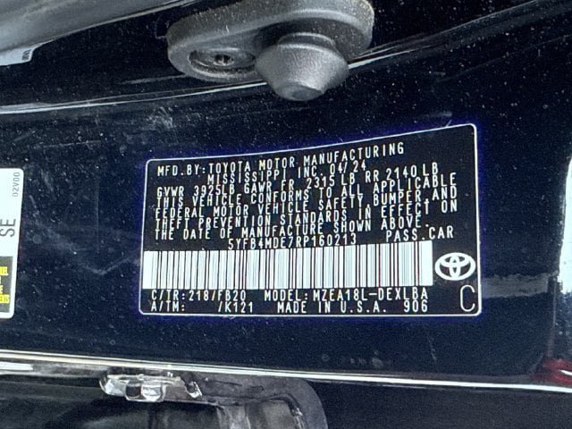 Used 2024 Toyota Corolla LE FWD image 31