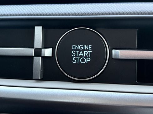 New 2026 Hyundai Santa Fe SE image 19