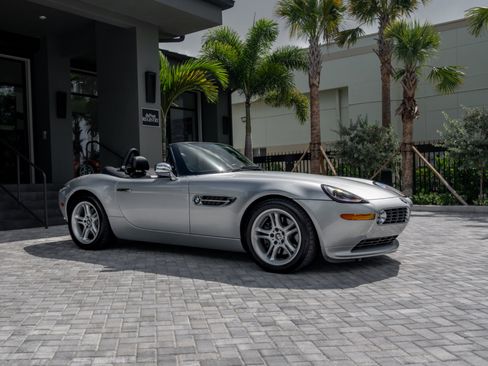 Used 2002 BMW Z8 RWD image 50