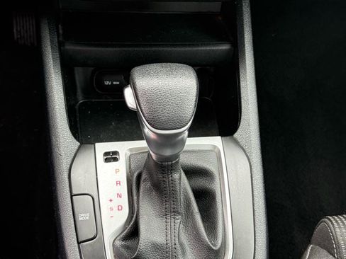 Used 2019 Kia Forte LXS FWD image 17