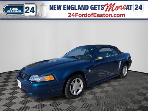 Used 1999 Ford Mustang Convertible RWD image 1