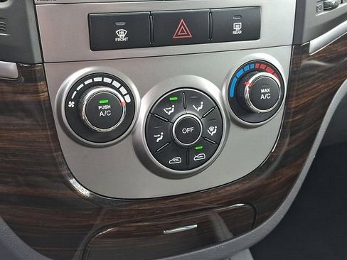 Used 2012 Hyundai Santa Fe GLS FWD image 15