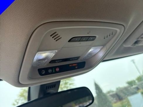 Used 2019 Chevrolet Traverse LT w/ LPO, Floor Liner Package AWD/4WD image 24