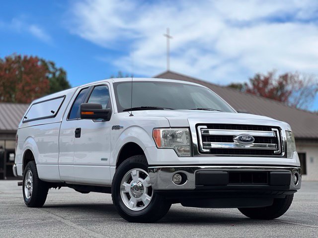 Used 2014 Ford F150 XLT w/ XLT Convenience Package RWD image 3