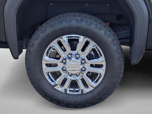 Used 2024 GMC Sierra 2500 Denali w/ Denali Reserve Package AWD/4WD image 25