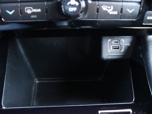 Used 2024 Jeep Compass Limited AWD/4WD image 36