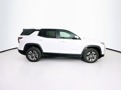 Used 2025 Chevrolet Equinox LT image 10