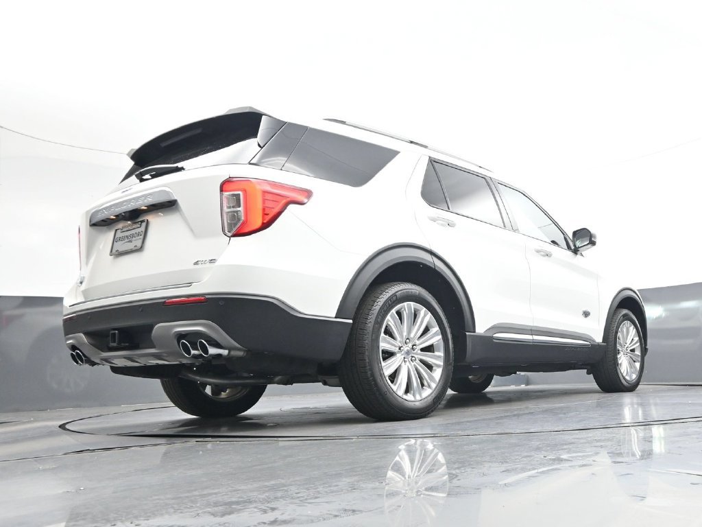 Used 2023 Ford Explorer King Ranch w/ Technology Package AWD/4WD image 33