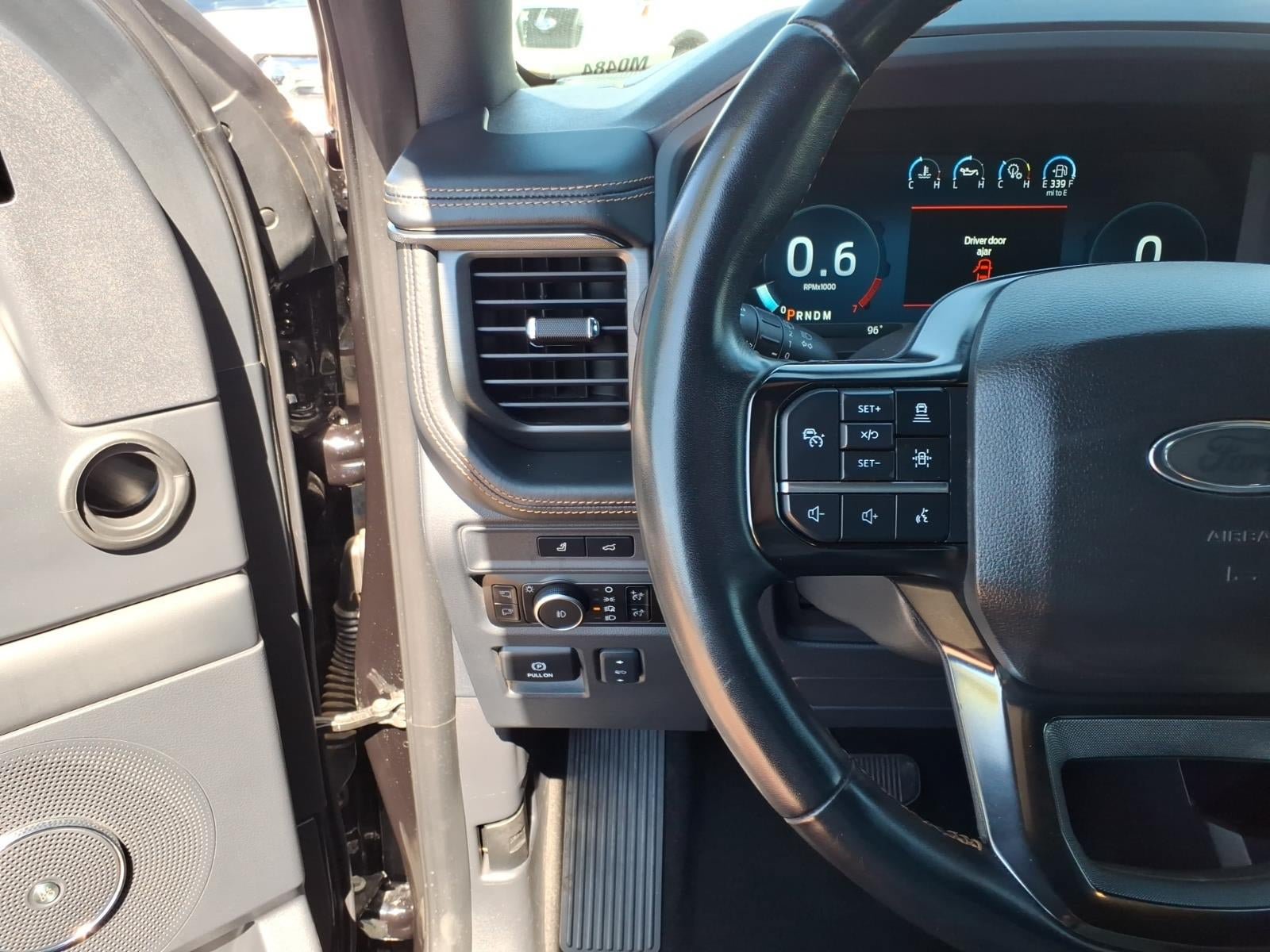 Certified 2024 Ford Expedition Platinum AWD/4WD image 28