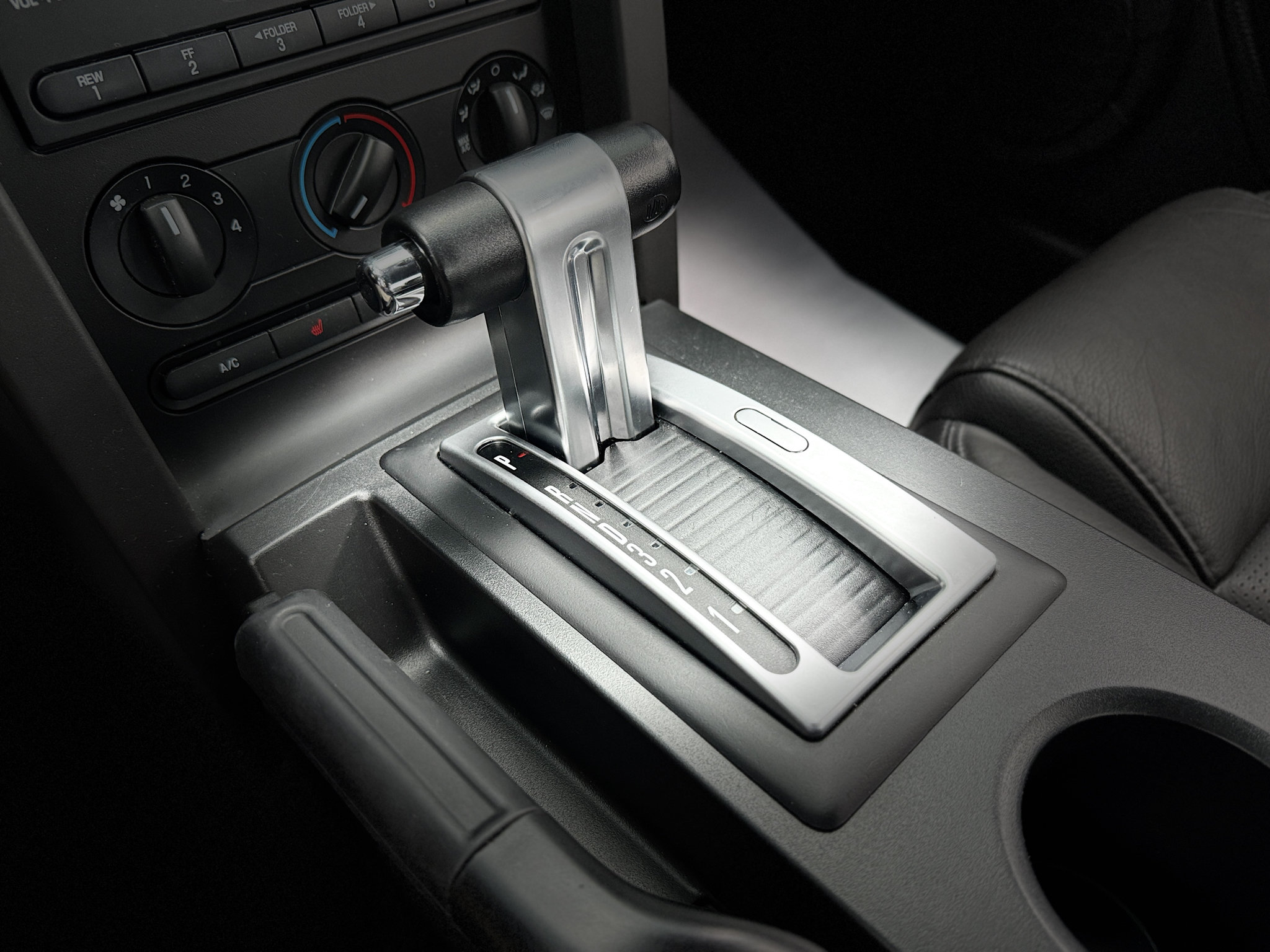 Used 2007 Ford Mustang GT RWD image 25