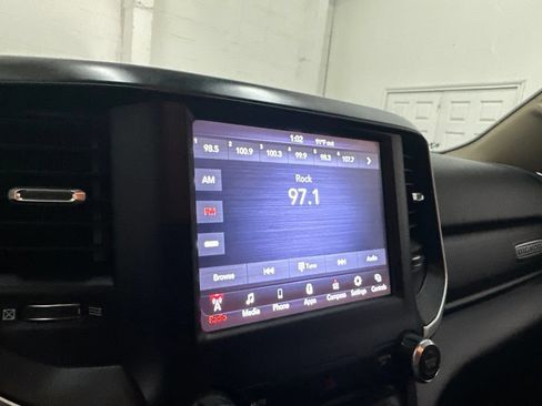 Used 2020 RAM 1500 Big Horn AWD/4WD image 45