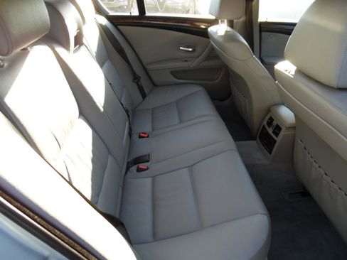 Used 2008 BMW 535i Sedan w/ Premium Pkg image 19