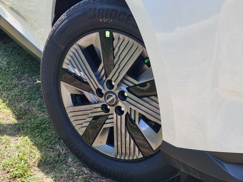 New 2025 Nissan Murano SL w/ Cargo Package image 29