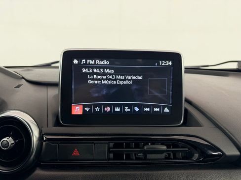 Used 2017 MAZDA MX-5 Miata RF Grand Touring image 16