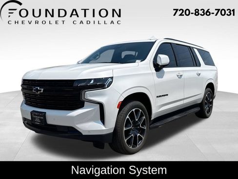 Used 2024 Chevrolet Suburban RST w/ Luxury Package AWD/4WD image 1