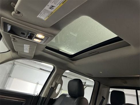 Used 2016 RAM 2500 Laramie image 19