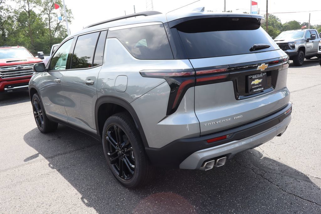 New 2027 Chevrolet Traverse LT w/ Driver Confidence Package AWD/4WD image 3