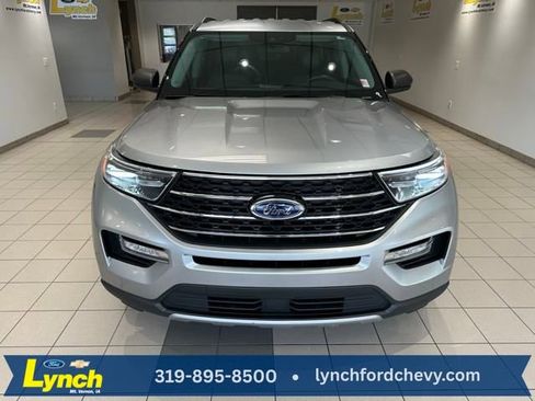 Used 2023 Ford Explorer XLT w/ Equipment Group 202A image 28