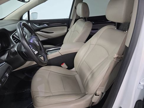 Used 2019 Buick Enclave Essence FWD image 5