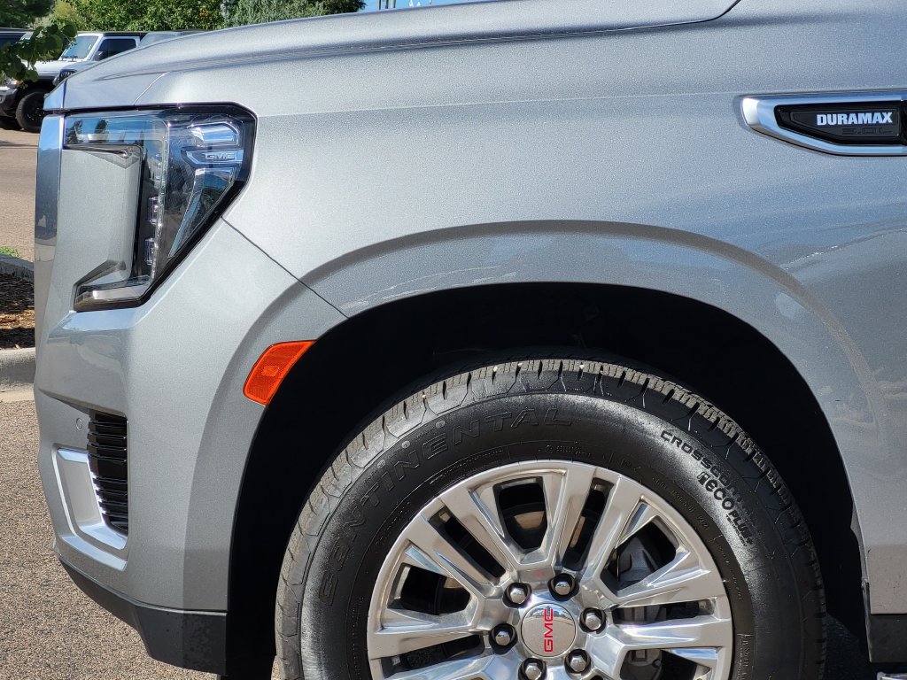 Used 2024 GMC Yukon XL Denali w/ Max Trailering Package AWD/4WD image 10