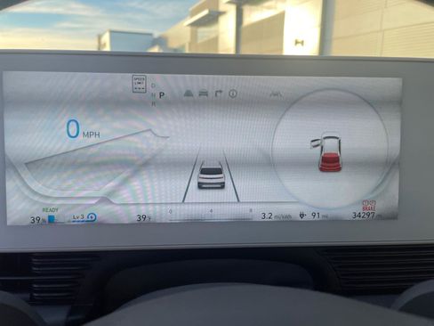 Used 2023 Hyundai Ioniq 5 Limited image 5