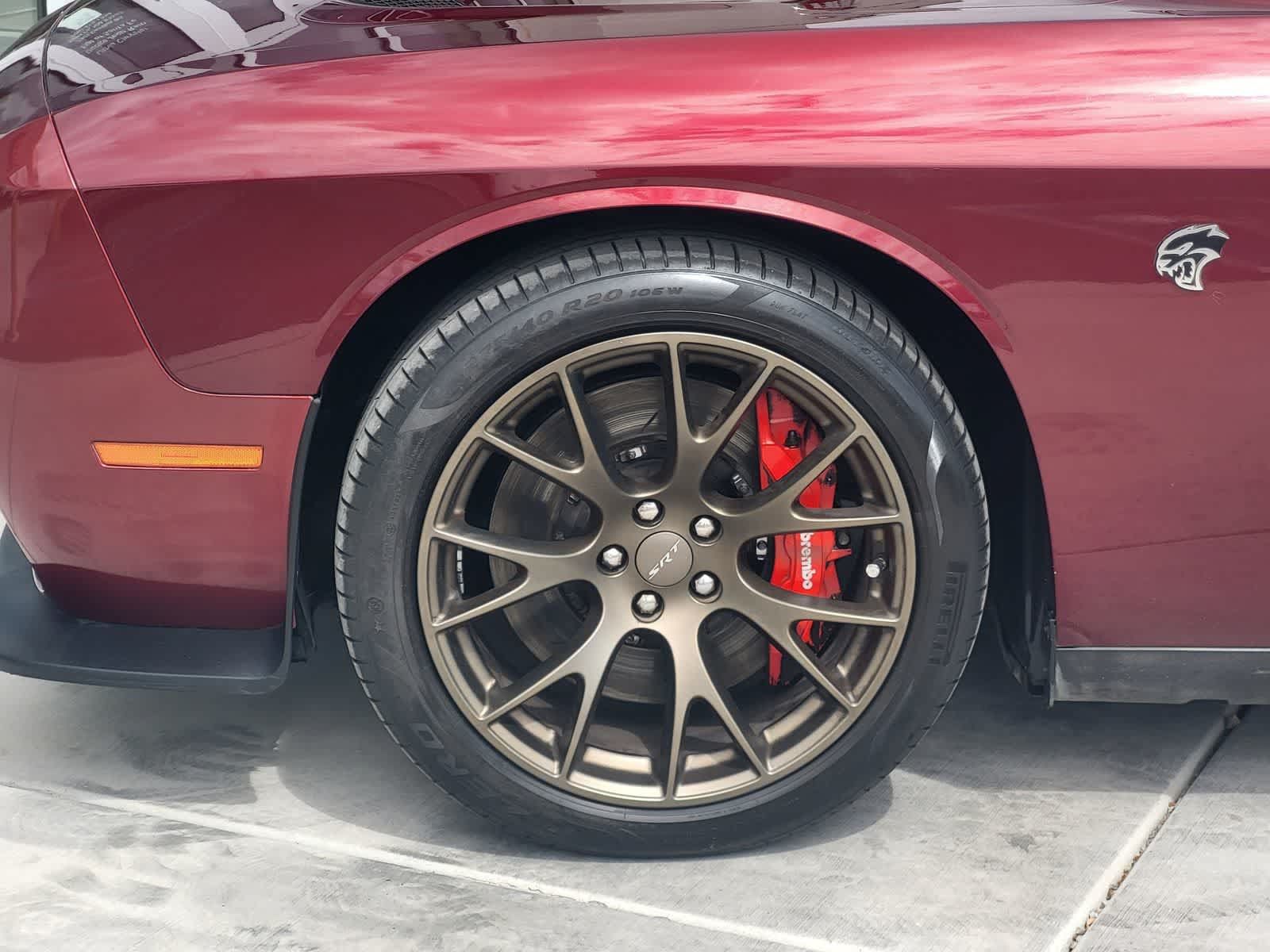 Used 2017 Dodge Challenger SRT Hellcat RWD image 8