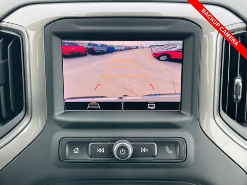 Used 2024 GMC Sierra 2500 Pro w/ Convenience Package image 6