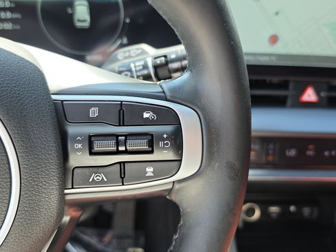 Used 2023 Kia Sportage SX FWD image 32