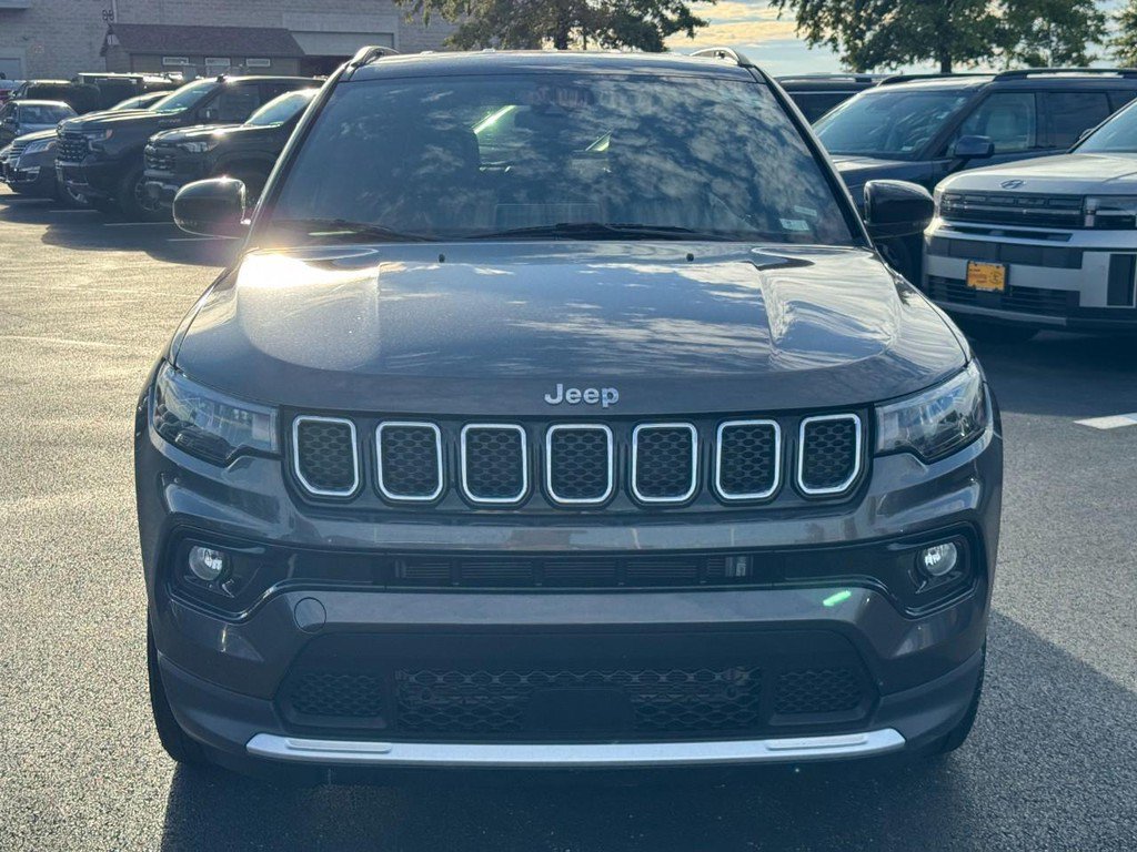 Used 2024 Jeep Compass Limited AWD/4WD image 9