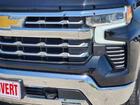 Used 2023 Chevrolet Silverado 1500 LTZ AWD/4WD image 8