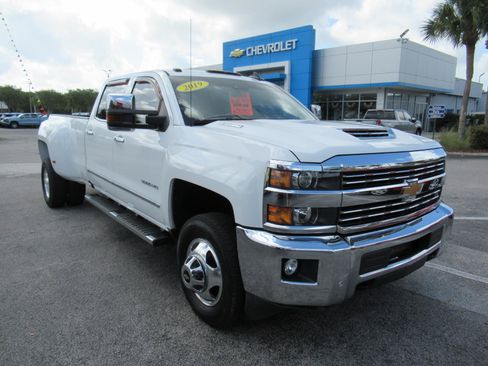 Used 2019 Chevrolet Silverado 3500 LTZ w/ Duramax Plus Package AWD/4WD image 3