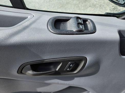 Used 2019 Ford Transit 150 XLT image 13